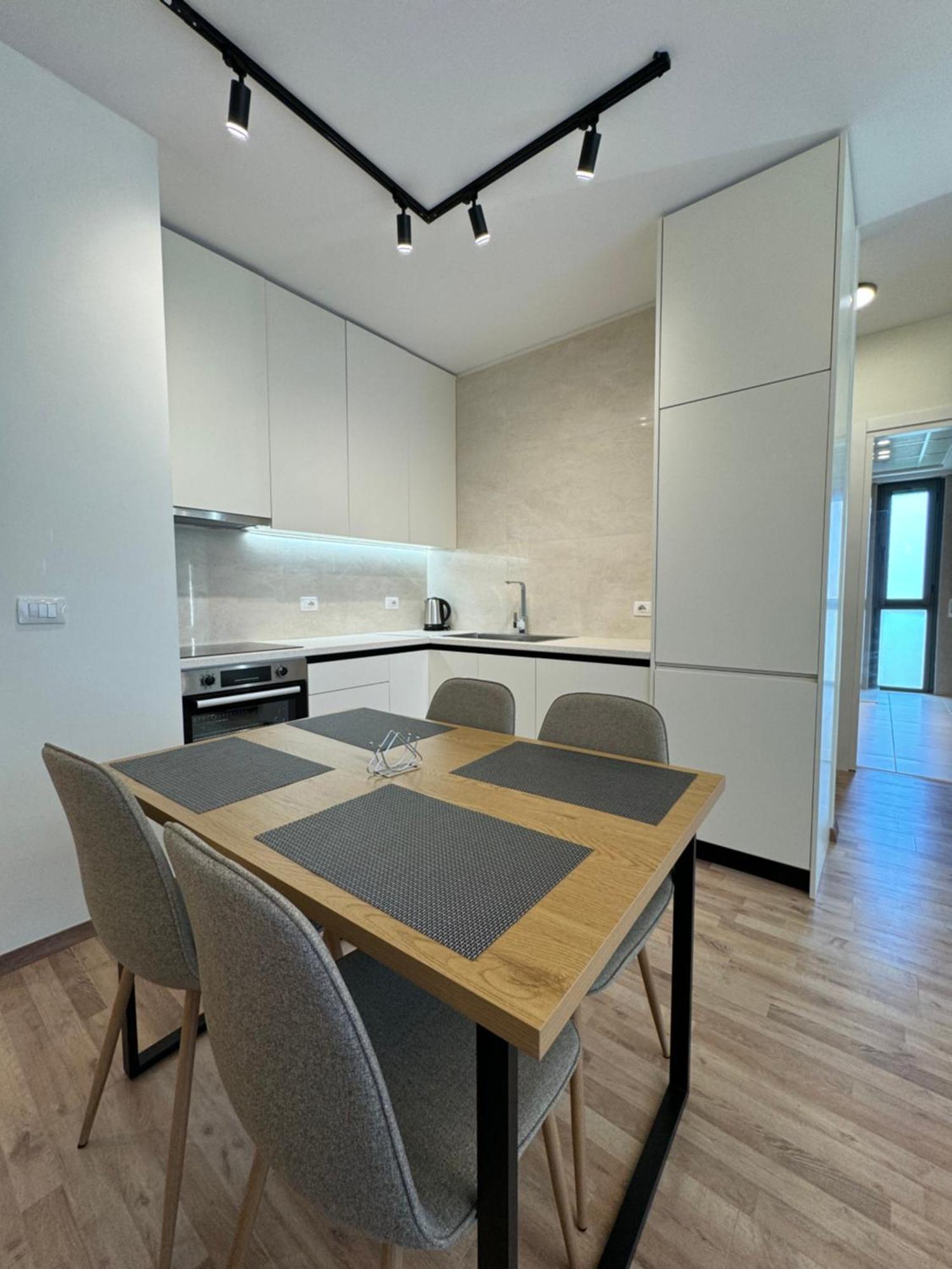 Primo 2 Apartamento Tirana