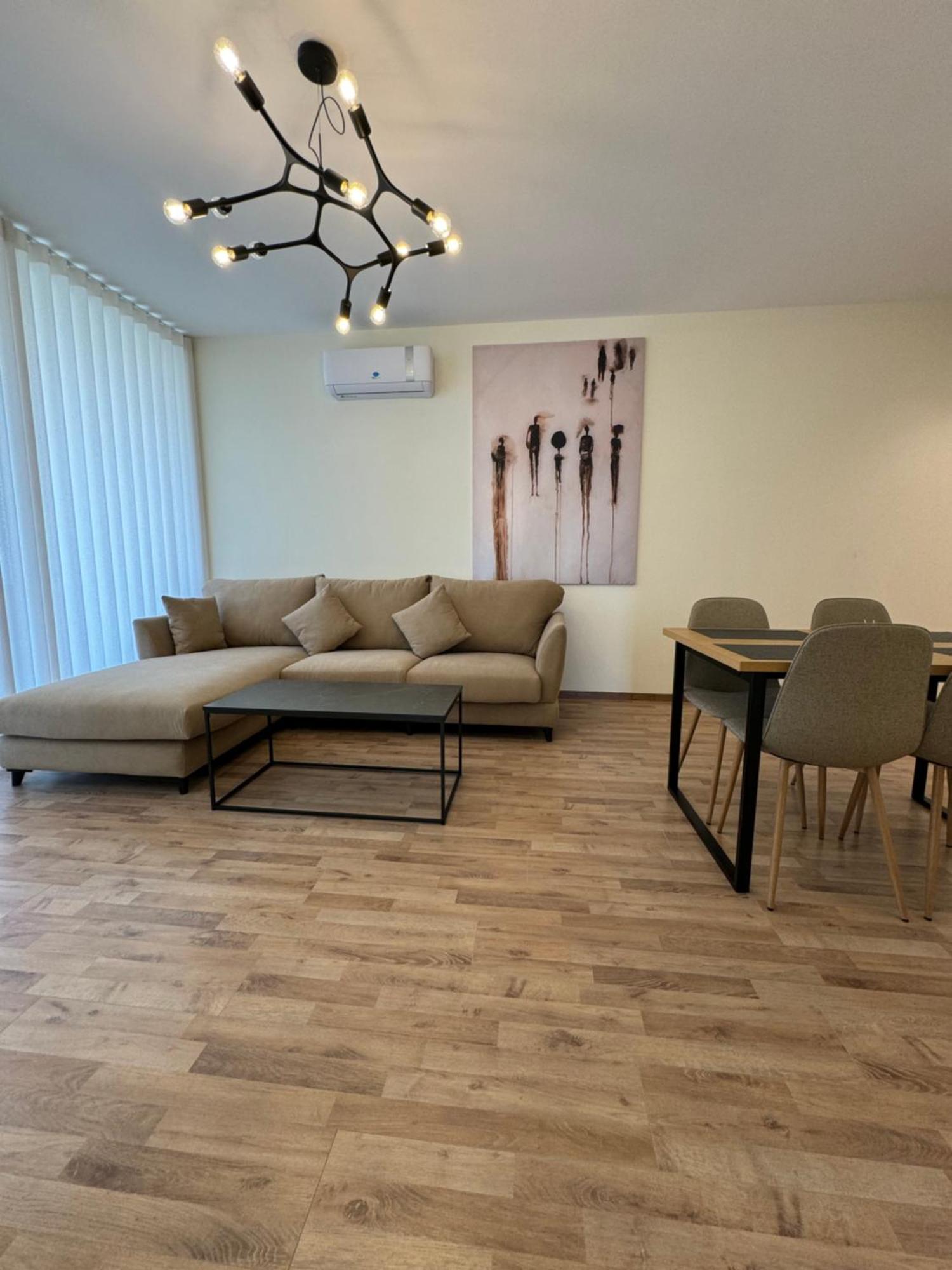 Primo 2 Apartamento Tirana